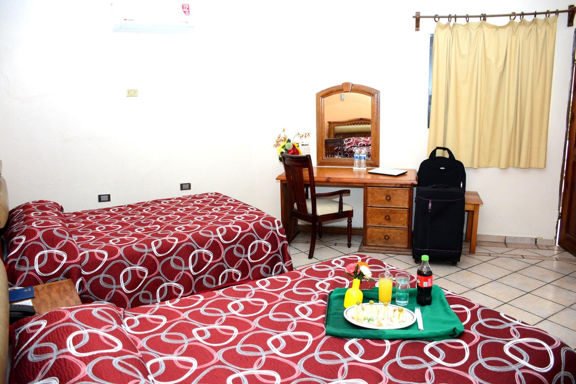Hotel Las Fuentes Los Mochis Luaran gambar