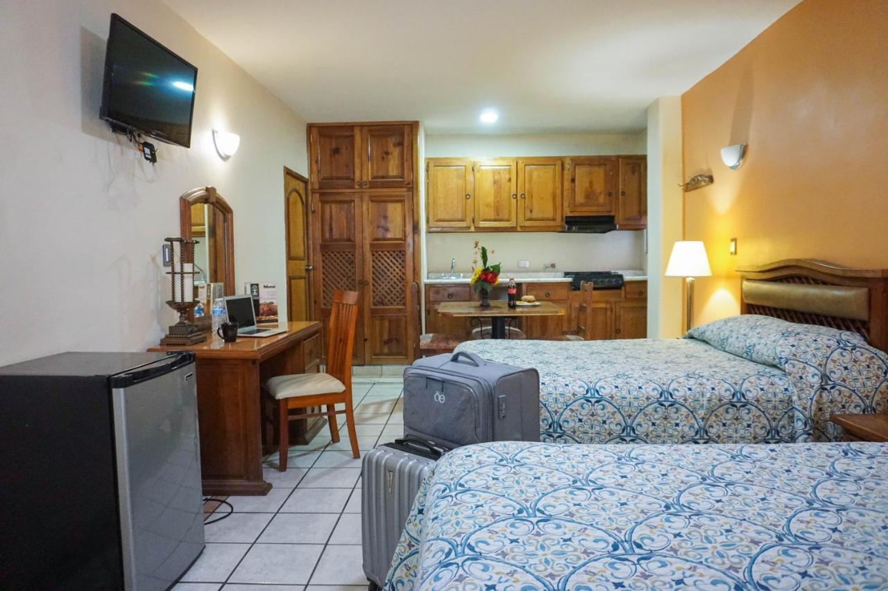 Hotel Las Fuentes Los Mochis Luaran gambar