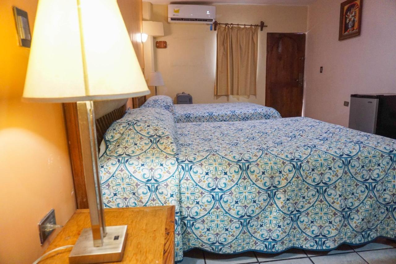 Hotel Las Fuentes Los Mochis Luaran gambar