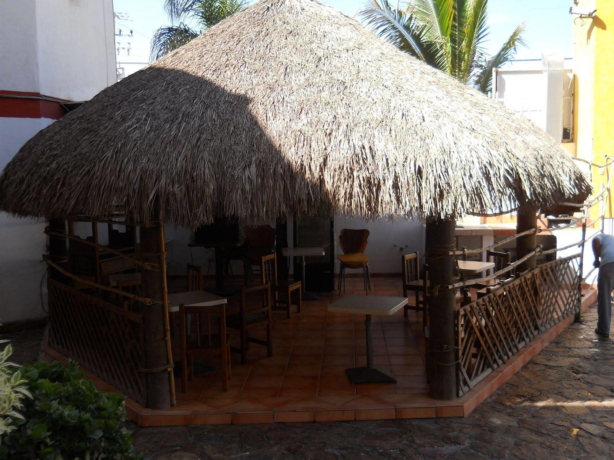 Hotel Las Fuentes Los Mochis Luaran gambar